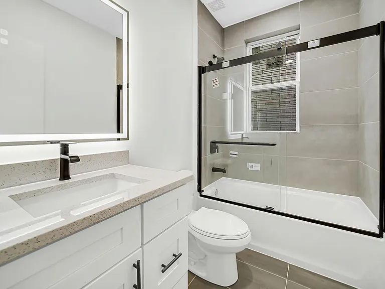 3645 N Albany Ave #1 — Photo 6