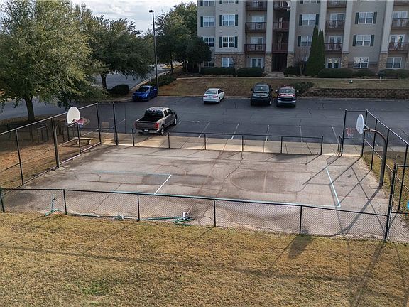 4th image of 701 Harts Cove Way