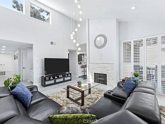 3rd image of 17711 Margate St APT 316