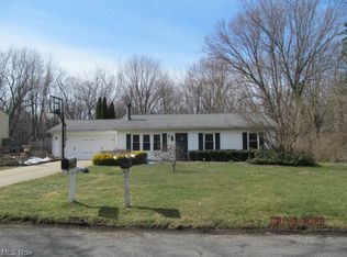 1732 Meadows Rd, Madison, OH 44057