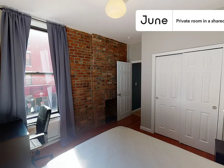301 E 104th St #B — Photo 3