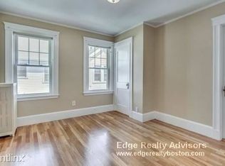 109-111 Poplar St, Watertown, MA 02472