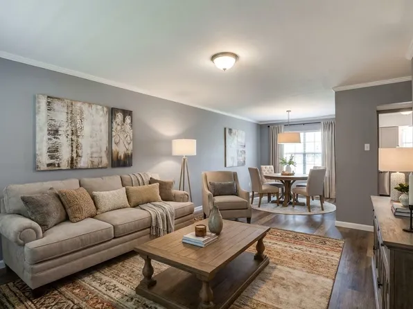 7900 Westheimer Rd APT 141, Houston, TX 77063