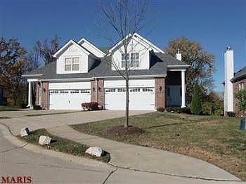 1st image of 8935 Hilltop Manor Dr