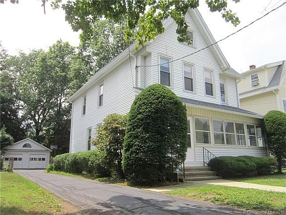 3rd image of 34 Burton St