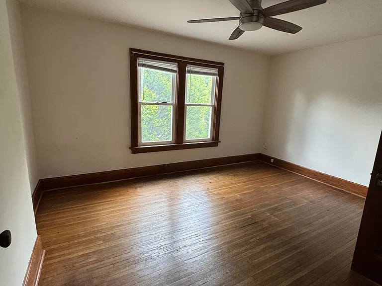 107 W Lakeview Ave — Photo 16