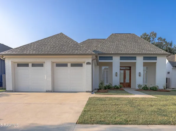 222 Treescape Dr, Lafayette, LA 70508