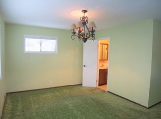 605 E 11th St, The Dalles, OR 97058