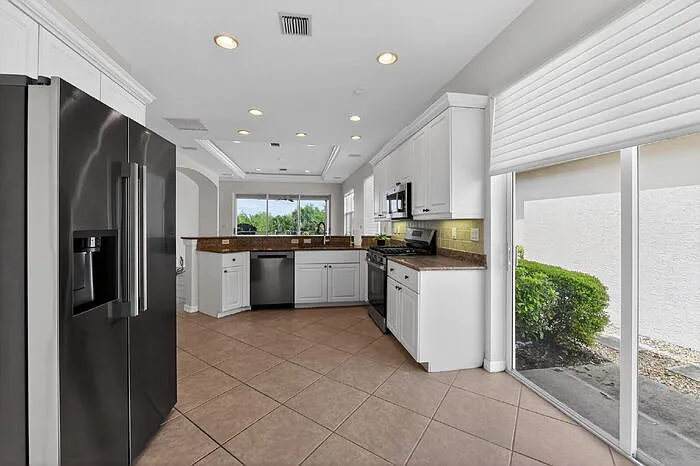 118 Padova Way — Photo 17