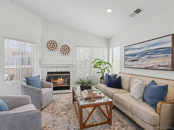 3rd image of 411 Sanibelle Cir Unit 57