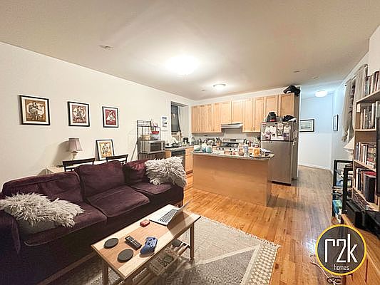 1st image of 304 W 112th St #2B
