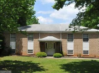 2083 Lake Dr, Winston Salem, NC 27127