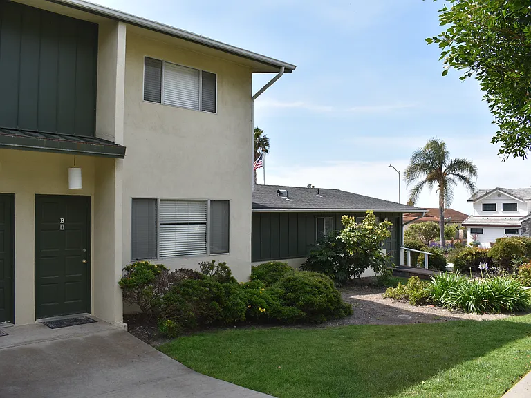 2580 Spyglass Dr #B — Photo 21
