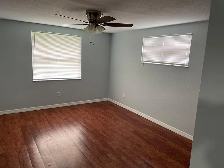 6715 Parkside Dr — Photo 6