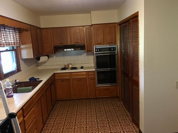 3rd image of 222 E Central Ave