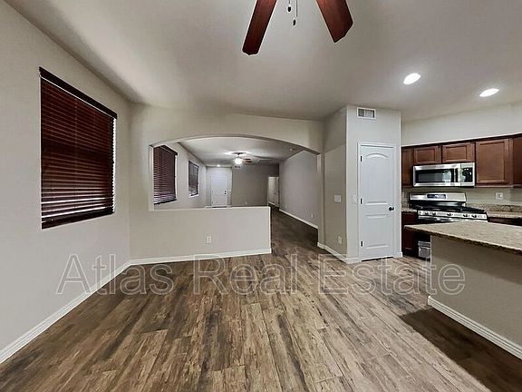 3rd image of 15696 N 182nd Ave