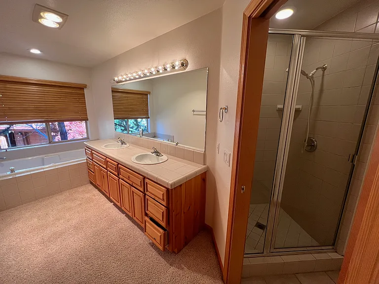928 Northwood Blvd #9 — Photo 14