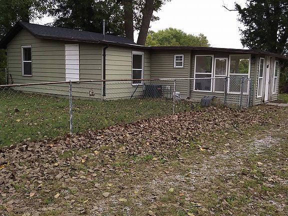 5th image of 4940 Lakeview Dr