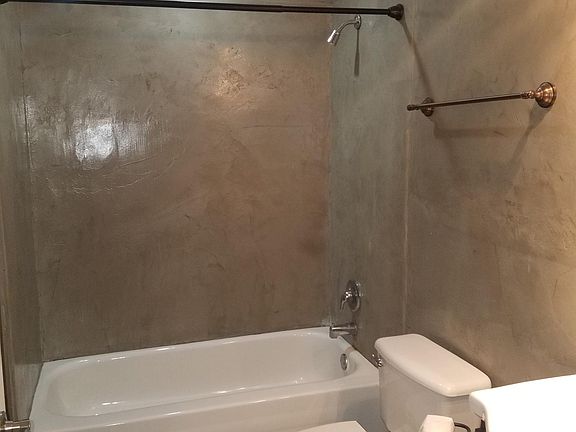5th image of 7914 Rose Ave