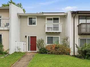 3 Carolina Ct, Sterling, VA 20164
