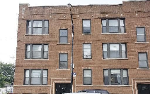 1st image of 1625 W Lawrence Ave APT 1