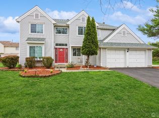 519 Lynnwood St, Piscataway, NJ 08854