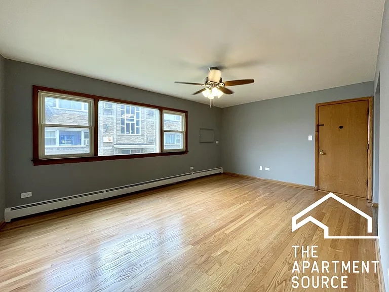 10237 Chestnut Ave #3 — Photo 2
