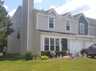 1855 Pebble Beach Cir, Elgin, IL 60123