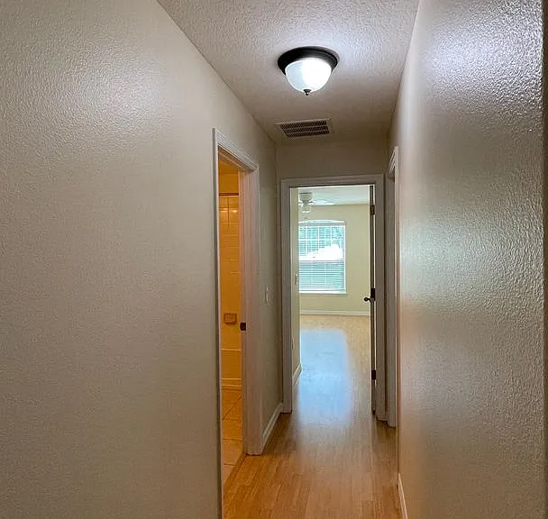9484 Strongbark Ln — Photo 26