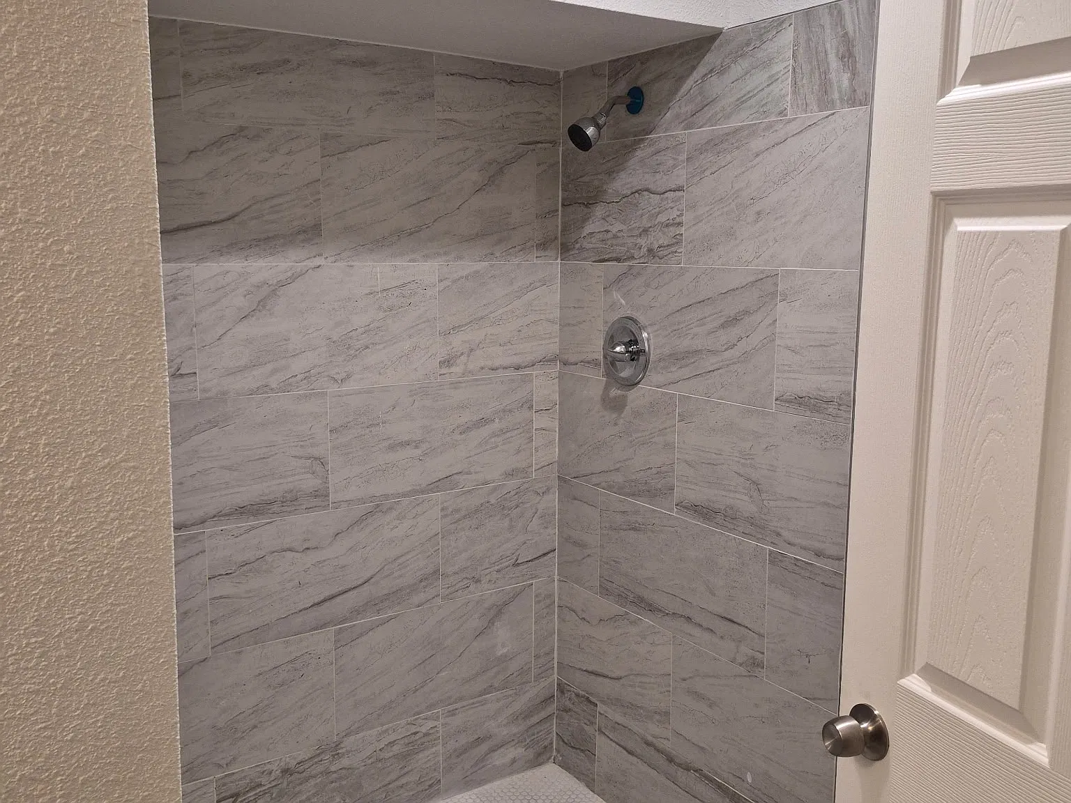 2 bed, $1,400 — Photo 4