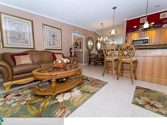 4th image of 10877 W Clairmont Cir #211