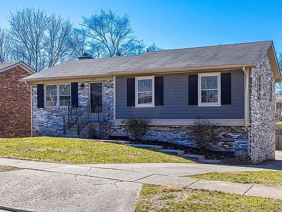 2nd image of 1028 Moylan Ln