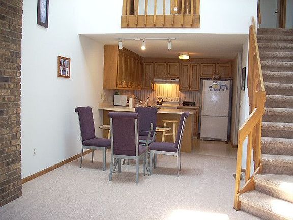 2nd image of 13 Ivy Ln
