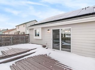 1902 Parkwood Dr, Johnstown, CO 80534