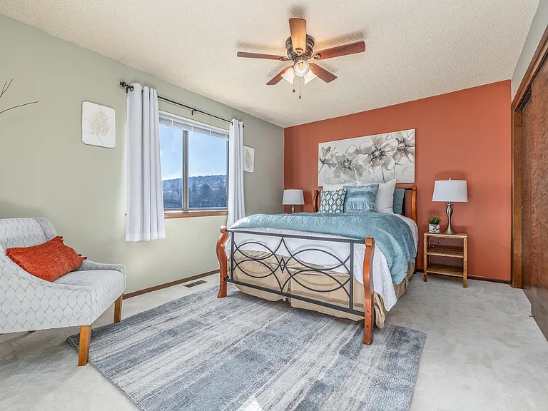 2228 E Roanoke Dr — Photo 27