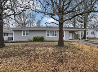 2 Carolyn St, Glen Carbon, IL