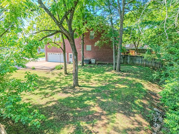 4th image of 102 Koleberg Ct