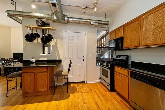 1st image of 5359 N Kenmore Ave