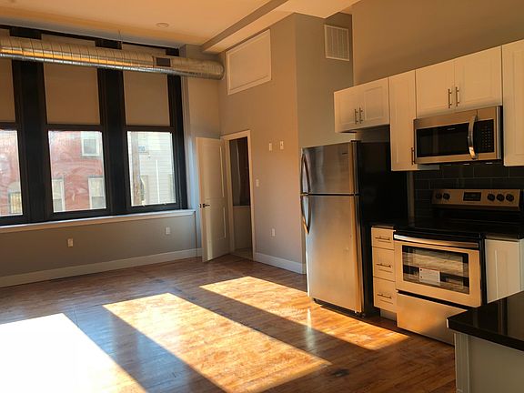 5th image of 1503 S 17th St #215