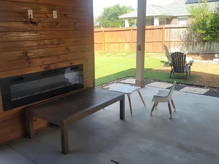 3903 Brook Garden Ln — Photo 16