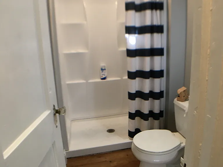 405 S 40th St #2R — Photo 17