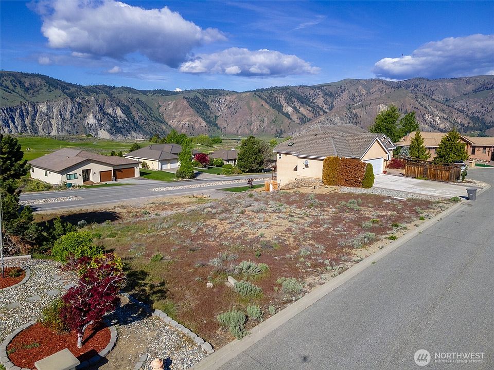 1st image of 307 Desert View Place
