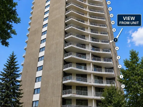 10045 117th St NW #704, Edmonton, AB T5K 1W8
