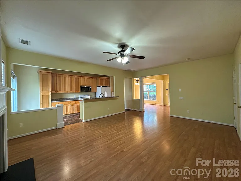 6954 Beverly Springs Dr — Photo 11
