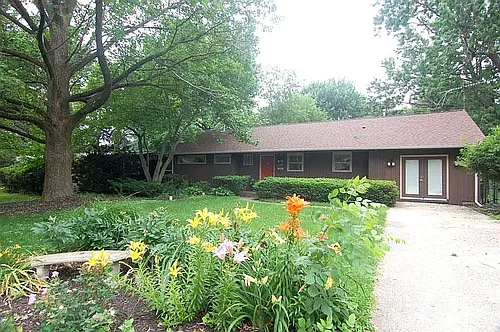 1903 S Vine St Photo 1