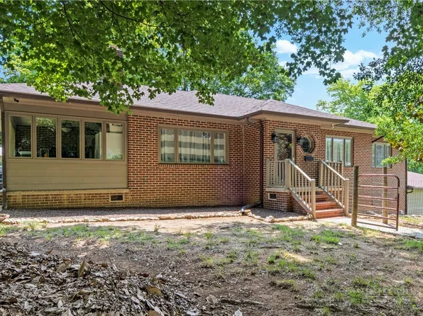 226 Pleasant Hill Drive, Elkin, NC 28621
