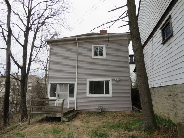 301 Paur St, Pittsburgh, PA 15211