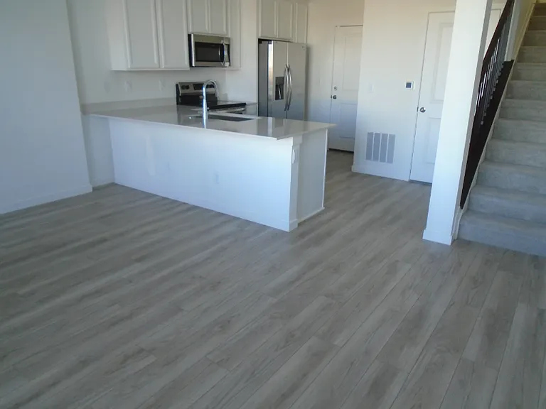 5391 Euclid Dr — Photo 3