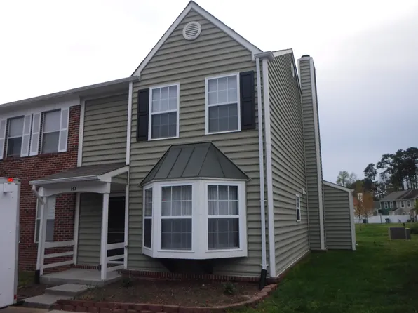 147 Whitewater Dr, Newport News, VA 23608