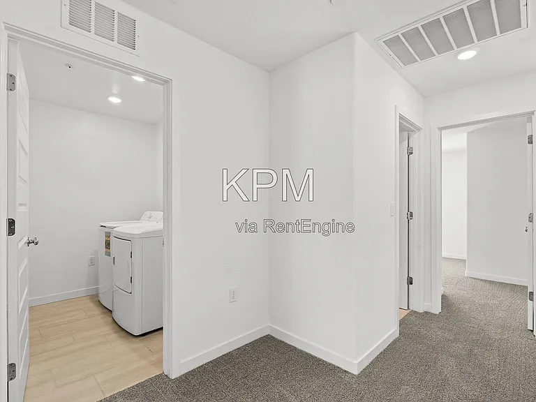 10925 Admiral Cove Way #1 — Photo 19